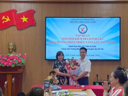 Tập huấn chuyên môn năm học 2024 - 2025