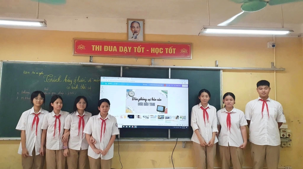 Học sinh thuyết trình bài học môn Ngữ Văn