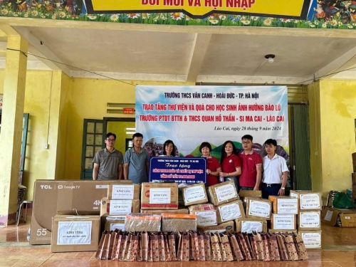 Chương trình thiện nguyện “kết nối yêu thương hướng về các trường bị bão lũ”