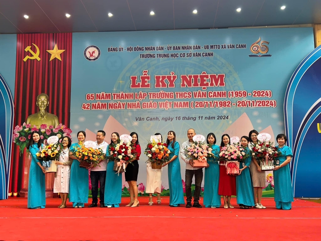 Lễ kỷ niệm 42 năm ngày nhà giáo việt nam (20/11/1982 - 20/11/2024)