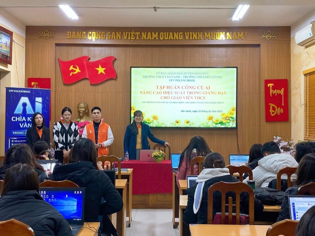 Tập huấn sử dụng công nghệ AI nâng cao hiệu suất trong giảng dạy cho giáo viên thcs