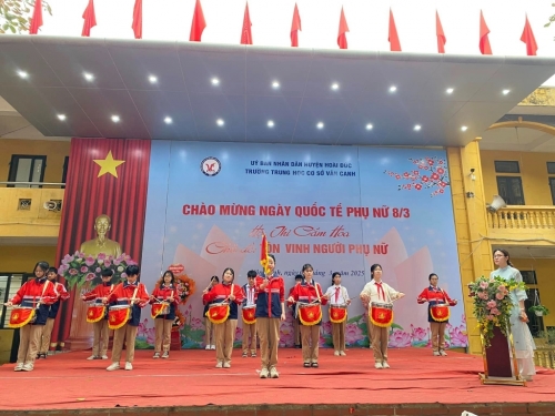 Chào mừng ngày quốc tế phụ nữ 8/3 - hội thi cắm hoa chủ đề “tôn vinh người phụ nữ”
