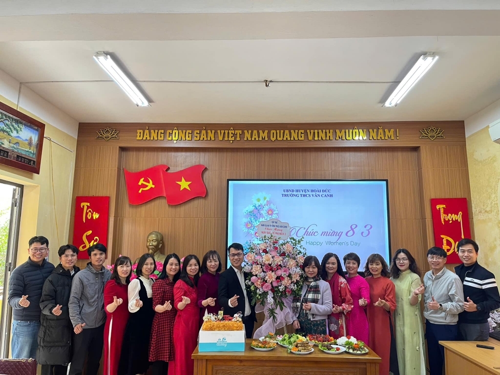 Chào mừng ngày quốc tế phụ nữ 8/3 - hội thi cắm hoa chủ đề “tôn vinh người phụ nữ”