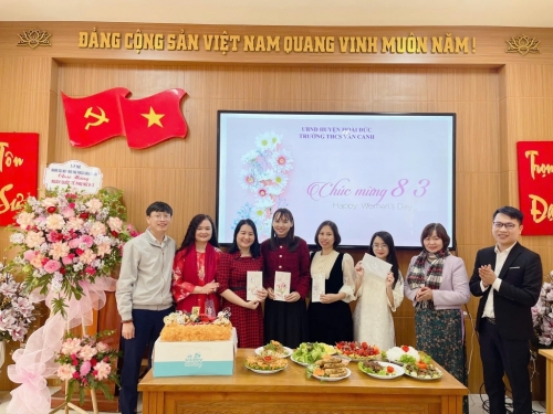 Chào mừng ngày quốc tế phụ nữ 8/3 - hội thi cắm hoa chủ đề “tôn vinh người phụ nữ”