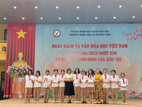 Ngày sách và văn hoá đọc Việt Nam- Cùng sách bước vào kỷ nguyên vươn mình của dân tộc
