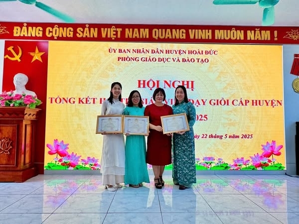 Hội nghị tổng kết hội thi giáo viên dạy giỏi huyện Hoài Đức