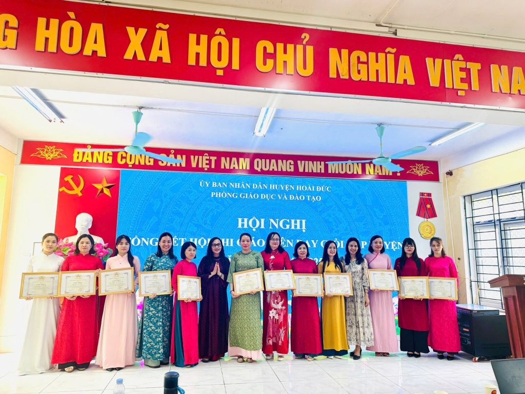 Hội nghị tổng kết hội thi giáo viên dạy giỏi huyện Hoài Đức