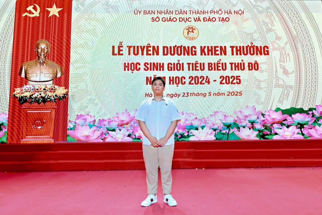 Nguyễn Lê Văn Quỳnh – Niềm tự hào của trường THCS Vân Canh học sinh tiêu biểu thủ đô năm học 2024-20