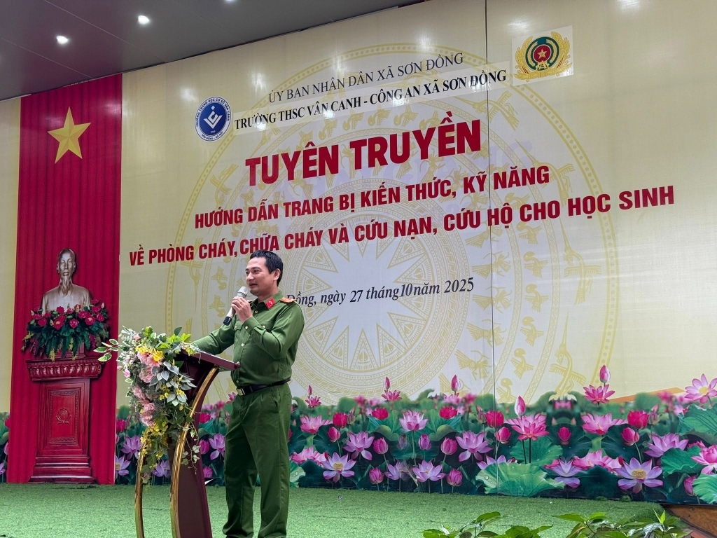 Tuyên truyền, trang bị kiến thức và kỹ năng về pccc, cứu nạn, cứu hộ cho học sinh