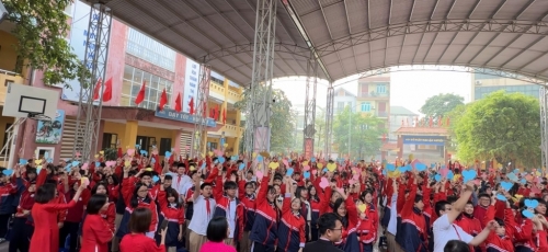 Chuyên đề giáo dục kỹ năng sống “Công cha – Nghĩa mẹ – Ơn thầy\