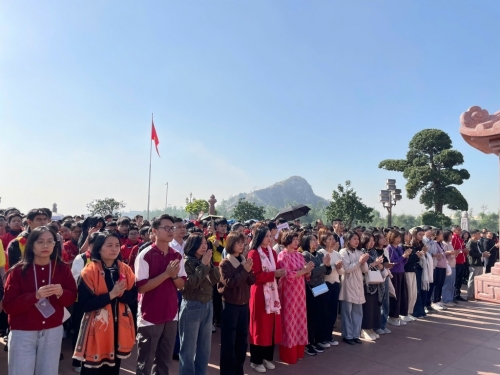 HĐTN tại di tích quốc gia đặc biệt Bạch Đằng giang - Hải Phòng và công viên Rồng - Quảng Ninh