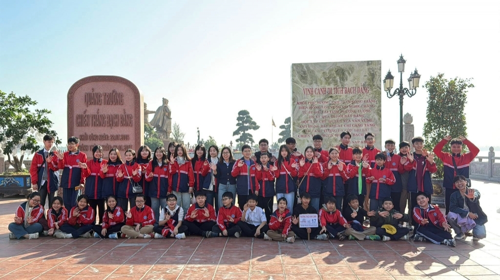HĐTN tại di tích quốc gia đặc biệt Bạch Đằng giang - Hải Phòng và công viên Rồng - Quảng Ninh