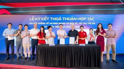 Thầy cô, phụ huynh và học sinh trường THCS Vân Canh tham dự chương trình “Thiếu niên nói 2026\