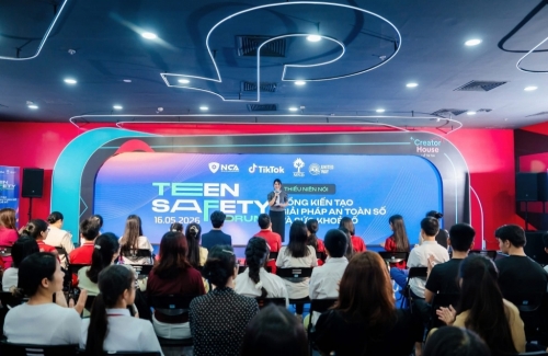 Thầy cô, phụ huynh và học sinh trường THCS Vân Canh tham dự chương trình “Thiếu niên nói 2026\