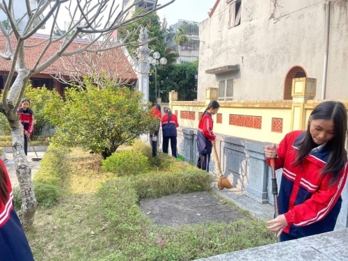 Tham gia phong trào “sáng – xanh – sạch – đẹp” năm 2026
