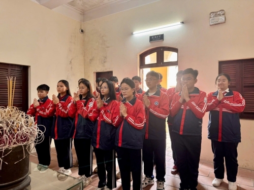 Tham gia phong trào “sáng – xanh – sạch – đẹp” năm 2026