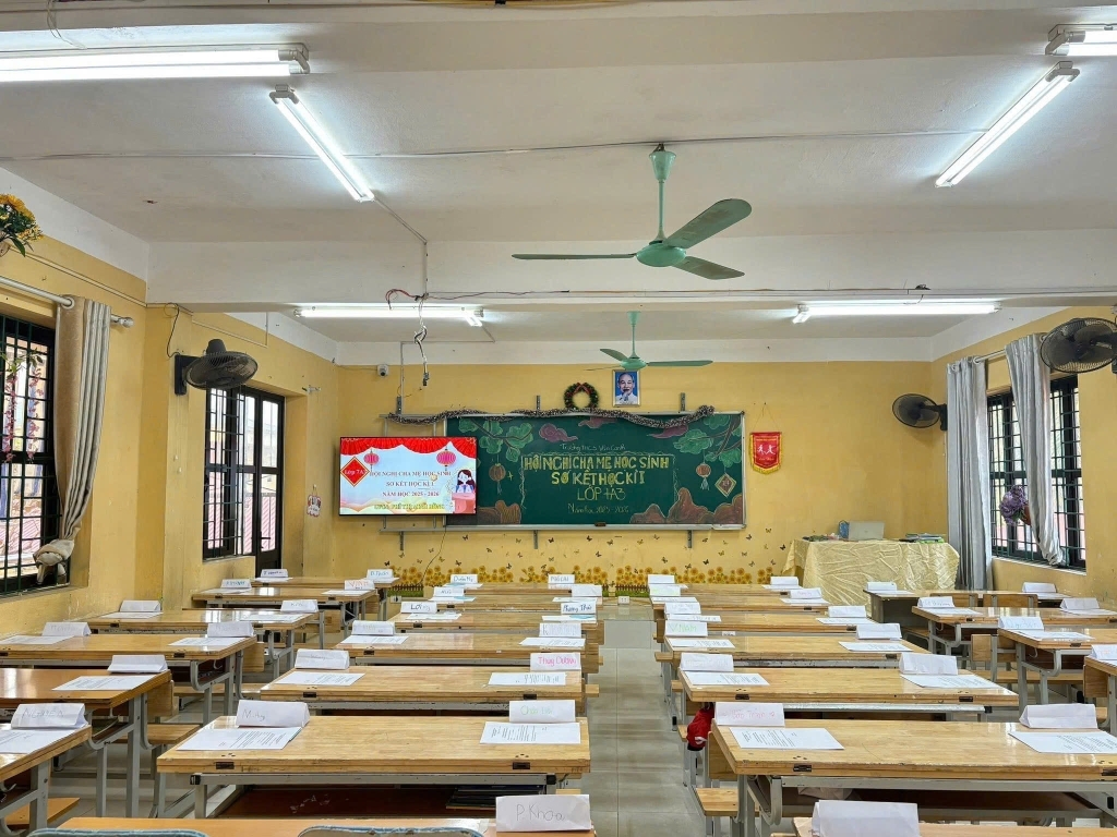 Hội nghị cha mẹ học sinh sơ kết học kì 1 năm học 2025–2026