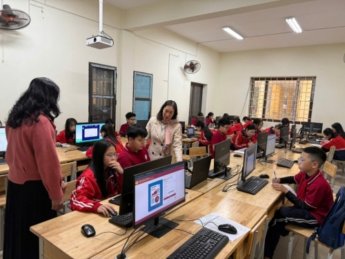 Học sinh trường THCS Vân Canh tham gia đấu trường Vioedu cấp trường