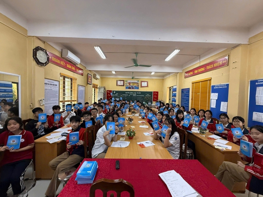 Lớp bồi dưỡng cảm tình Đoàn