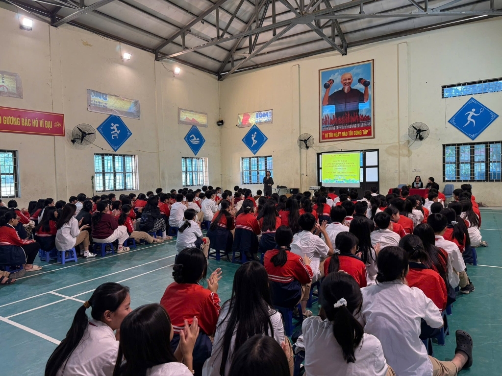 Truyền thông chăm sóc sức khỏe sinh sản vị thành niên, giáo dục giới tính cho học sinh