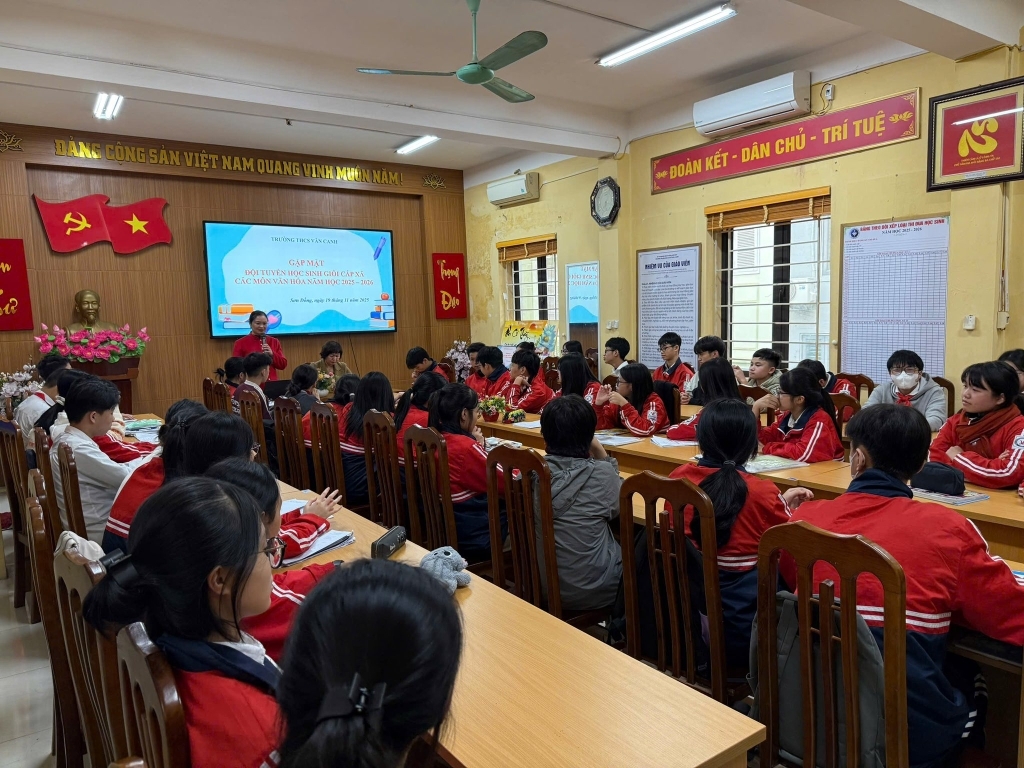 Gặp mặt đội tuyển học sinh giỏi cấp xã các môn văn hoá năm học 2025–2026