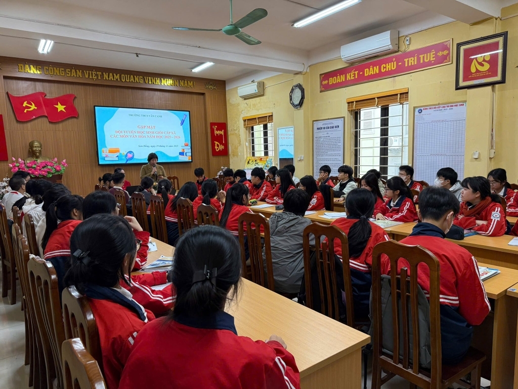 Gặp mặt đội tuyển học sinh giỏi cấp xã các môn văn hoá năm học 2025–2026