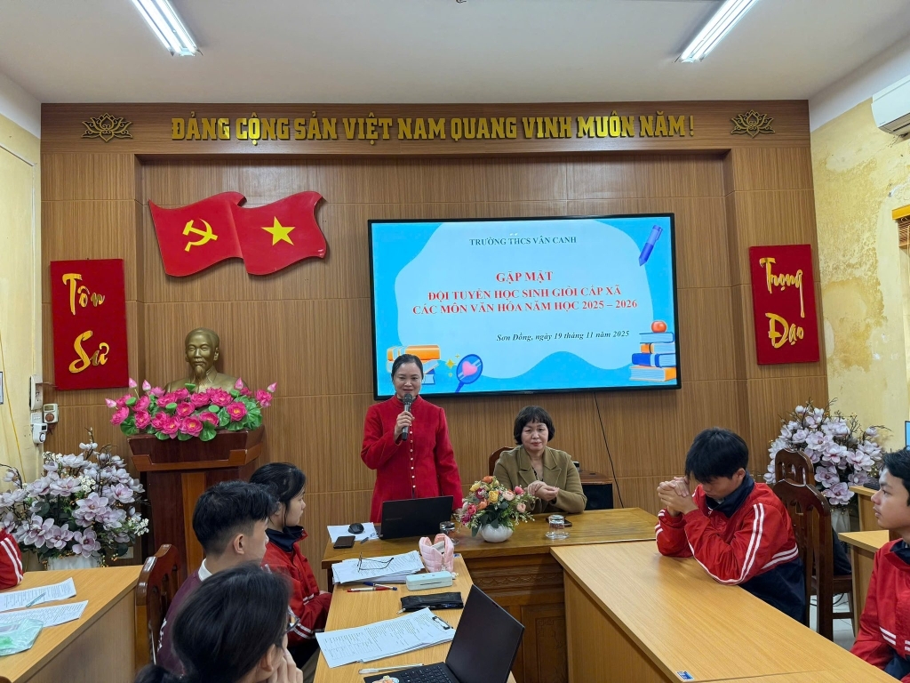 Gặp mặt đội tuyển học sinh giỏi cấp xã các môn văn hoá năm học 2025–2026