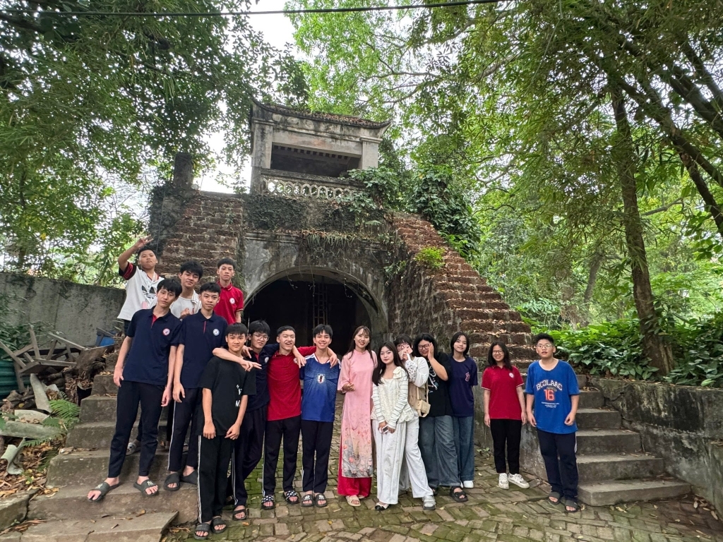 🌻☀️ Hoạt động trải nghiệm tại khu di tích thành cổ Sơn Tây và khu du lịch Ao Vua ☀️🌻