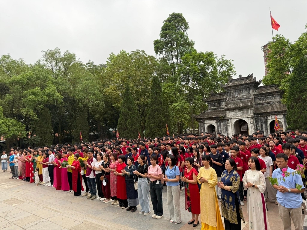 🌻☀️ Hoạt động trải nghiệm tại khu di tích thành cổ Sơn Tây và khu du lịch Ao Vua ☀️🌻