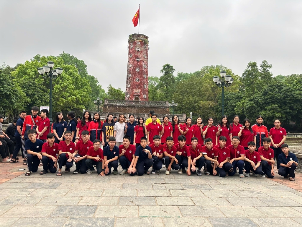 🌻☀️ Hoạt động trải nghiệm tại khu di tích thành cổ Sơn Tây và khu du lịch Ao Vua ☀️🌻