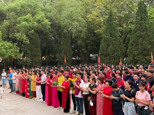 🌻☀️ Hoạt động trải nghiệm tại khu di tích thành cổ Sơn Tây và khu du lịch Ao Vua ☀️🌻