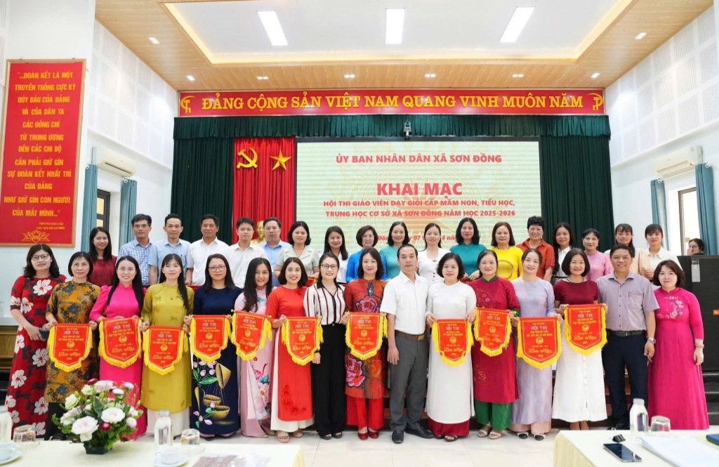 🌻 Khai mạc hội thi giáo viên dạy giỏi xã Sơn Đồng năm học 2025 - 2026 🌻
