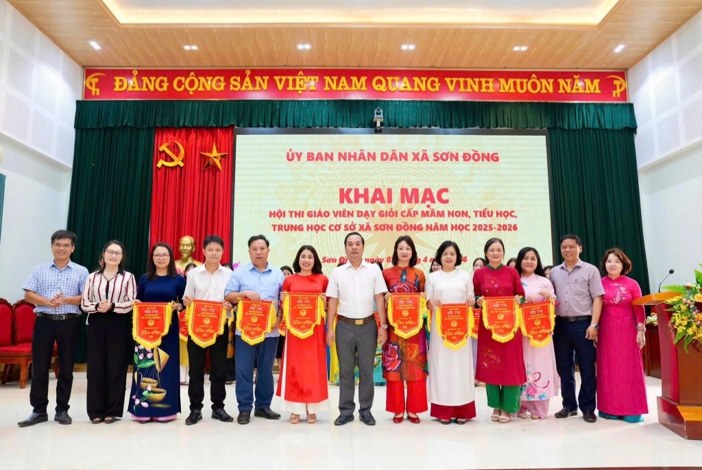 🌻 Khai mạc hội thi giáo viên dạy giỏi xã Sơn Đồng năm học 2025 - 2026 🌻