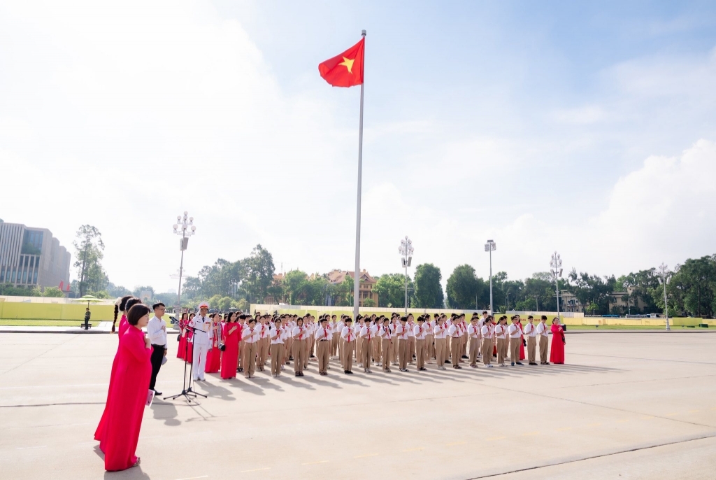 Lễ báo công dâng Bác tại Lăng Chủ tịch Hồ Chí Minh năm 2025