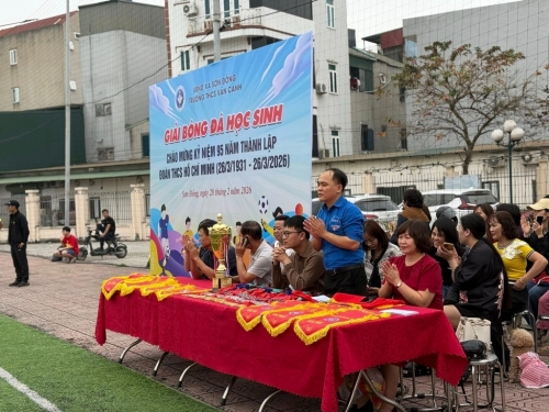 Khai mạc giải thể thao cấp trường năm học 2025-2026