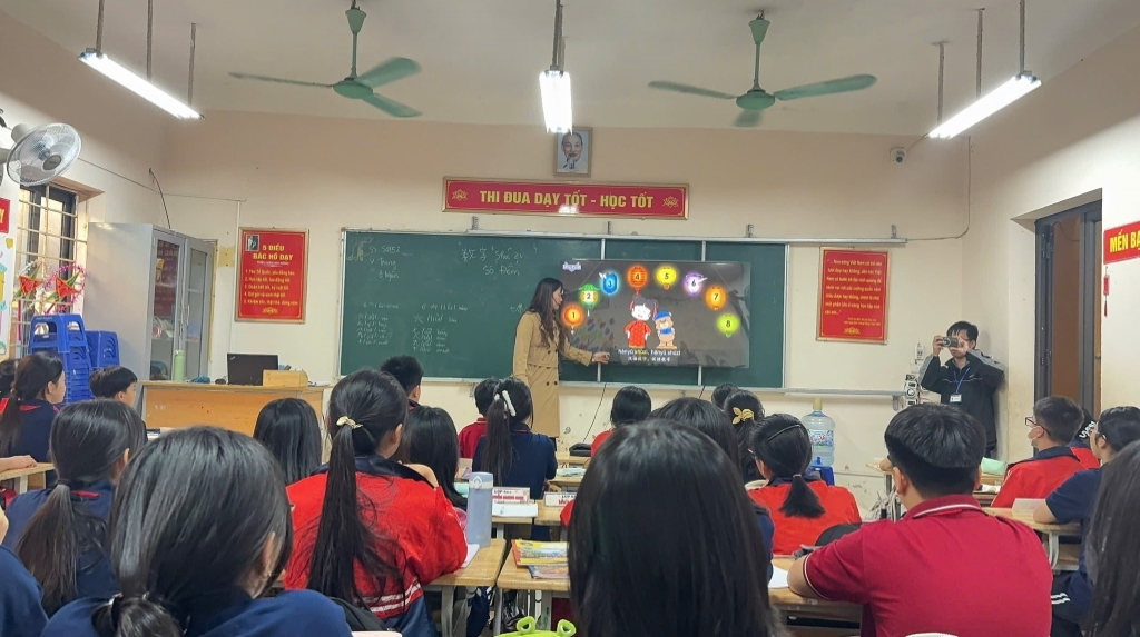 Dự giờ môn tiếng trung tại lớp 6a3 – bài: số đếm