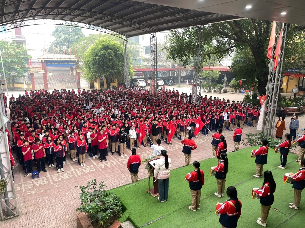 Rực rỡ sắc cờ – Lan tỏa tinh thần thi đua Vân Canh